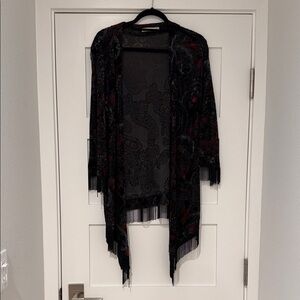 Minkpink Elegant Velvet Black and Red Fringe Kimono